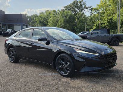 Certified 2023 Hyundai Elantra SEL