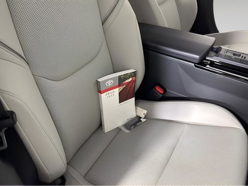 New 2026 Toyota Prius Limited image 21