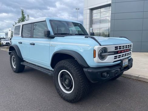 Used 2023 Ford Bronco Heritage Edition image 2