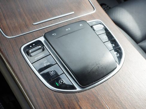 Used 2022 Mercedes-Benz GLC 300 image 16