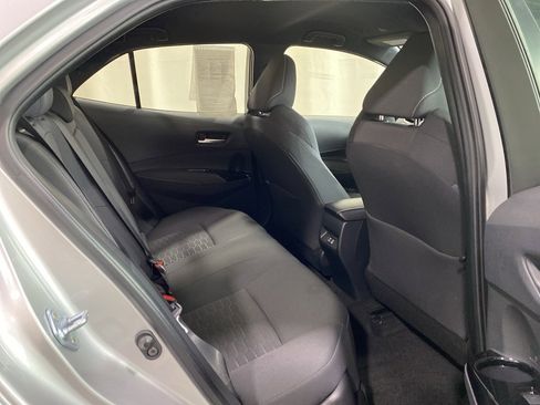 Used 2023 Toyota Corolla SE image 18