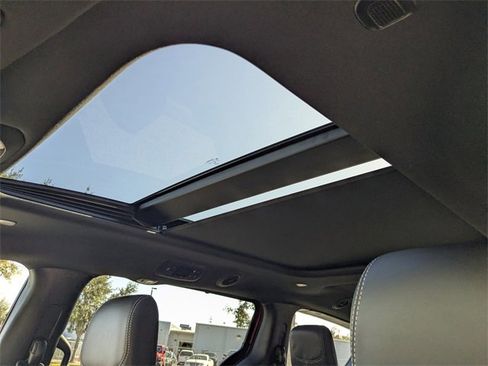 New 2026 Chrysler Pacifica Limited image 20