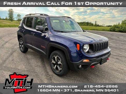 Used 2020 Jeep Renegade Trailhawk w/ Cold Weather Group AWD/4WD image 2