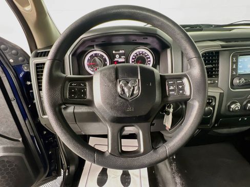 Used 2018 RAM 1500 Express RWD image 17