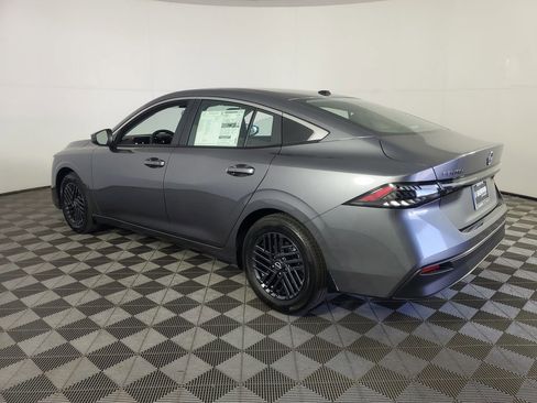 New 2026 Nissan Sentra SV w/ Floor Mat Package FWD image 6