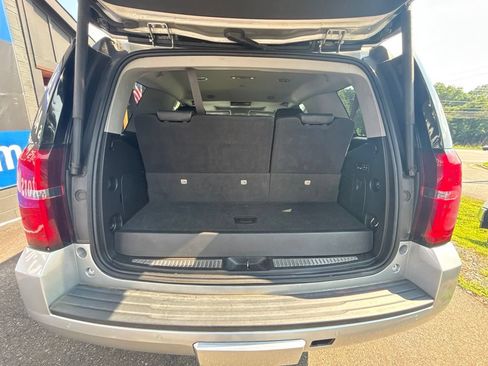 Used 2020 Chevrolet Tahoe Premier AWD/4WD image 34