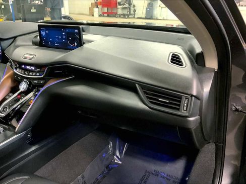 Used 2021 Acura TLX SH-AWD w/ Technology Package image 18