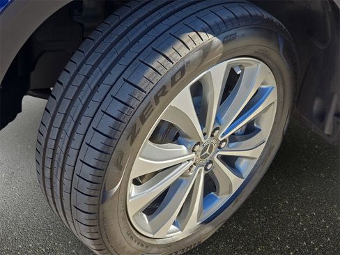 Used 2020 Mercedes-Benz GLE 350 4MATIC image 36