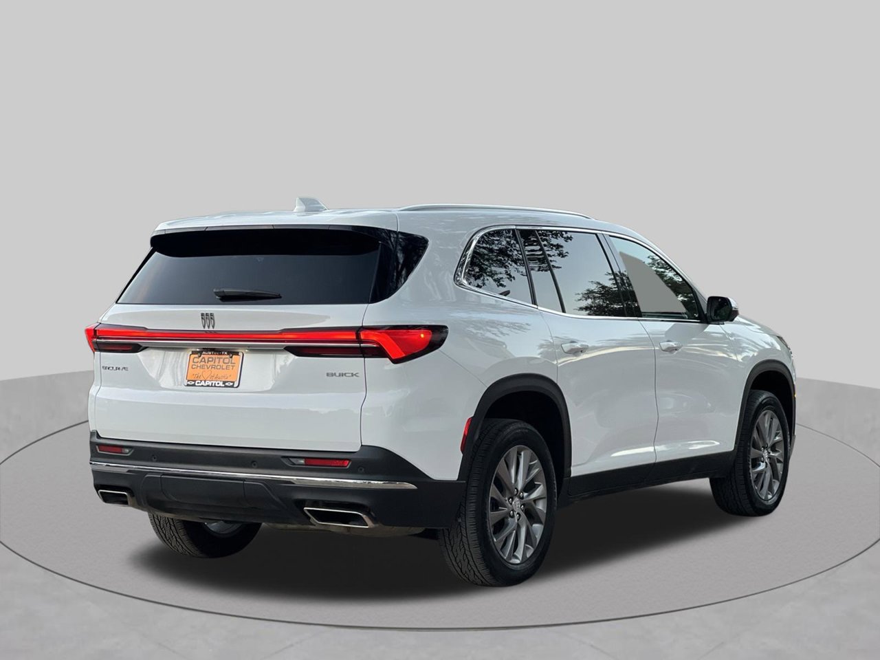 Used 2026 Buick Enclave Preferred FWD image 5