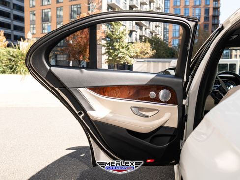 Used 2019 Mercedes-Benz E 300 w/ Premium 1 Package image 45