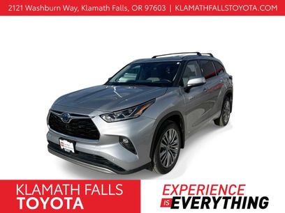 Used 2021 Toyota Highlander Platinum