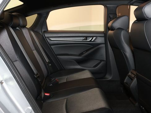 Used 2022 Honda Accord Sport image 15