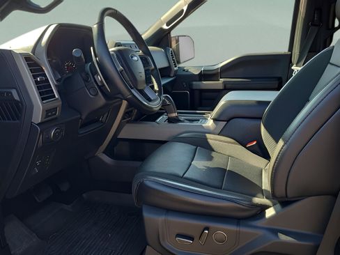 Used 2019 Ford F150 Raptor w/ Equipment Group 802A Luxury image 16