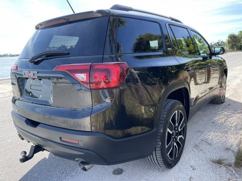 Used 2019 GMC Acadia SLT w/ Black Edition image 6