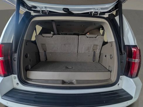 Used 2017 Chevrolet Tahoe LT RWD image 15