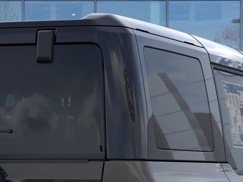 New 2025 Ford Bronco Badlands image 25