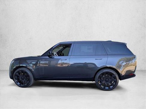 New 2026 Land Rover Range Rover Long Wheelbase SE image 5