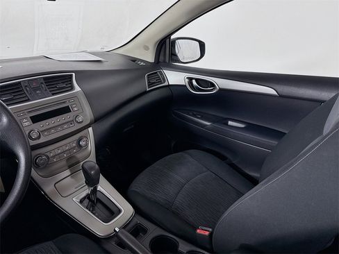 Used 2014 Nissan Sentra SV image 20