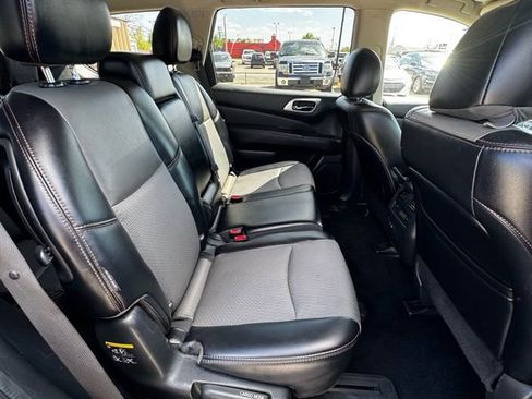 Used 2019 Nissan Pathfinder SV w/ Rock Creek Edition image 25