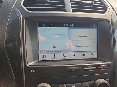 Used 2019 Ford Explorer XLT w/ XLT Sport Appearance Package AWD/4WD image 21