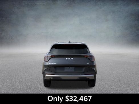 New 2026 Kia Sportage EX image 5