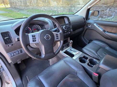 Used 2012 Nissan Pathfinder Silver image 22