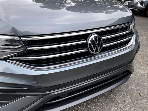 Certified 2022 Volkswagen Tiguan S image 32