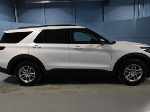 New 2026 Ford Explorer Active image 31