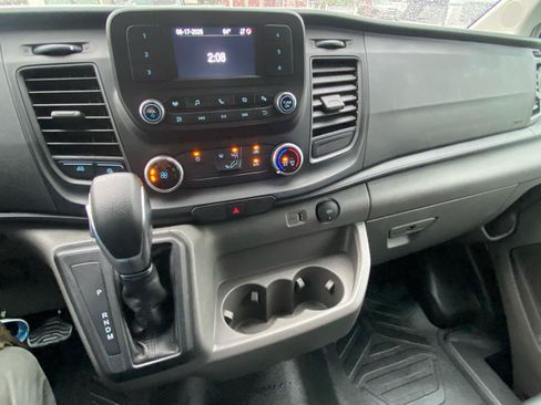 Used 2023 Ford Transit 150 Low Roof AWD image 31