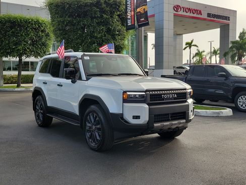 Used 2026 Toyota Land Cruiser w/ Premium Package AWD/4WD image 2