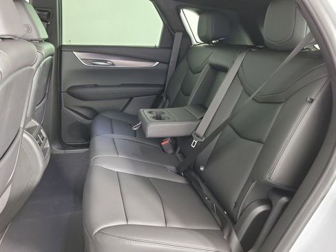 New 2026 Cadillac XT5 Luxury FWD image 11