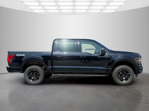 New 2026 Ford F150 XLT w/ Equipment Group 302A MID AWD/4WD image 2