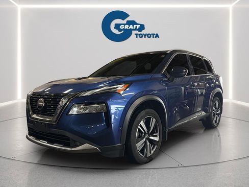 Used 2021 Nissan Rogue Platinum AWD/4WD image 1