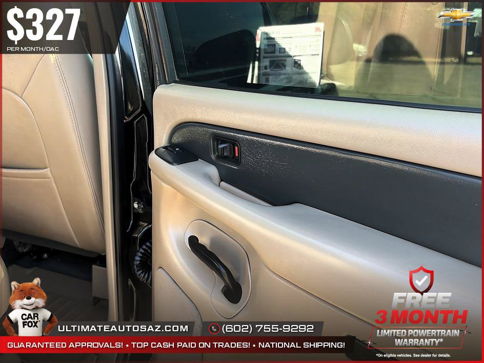 Used 2004 Chevrolet Avalanche 2500 w/ Preferred Equipment Group AWD/4WD image 15