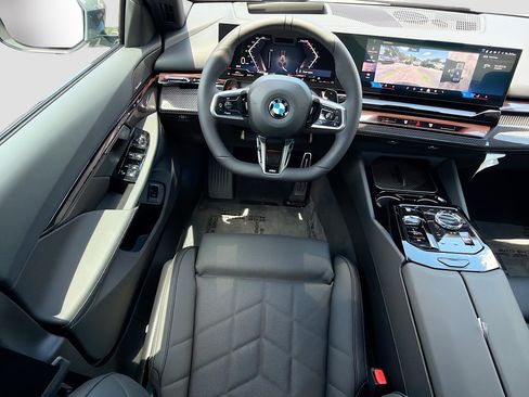 New 2027 BMW 540i xDrive w/ Executive Package AWD/4WD image 16