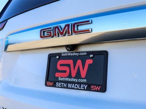 Used 2022 GMC Yukon Denali image 12