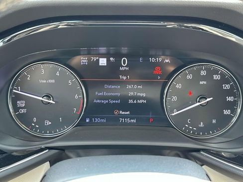 Used 2023 Buick Envision Avenir image 29