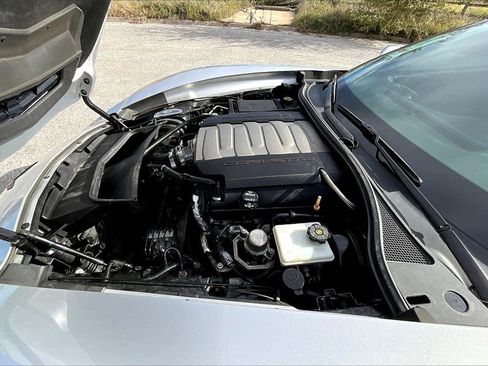 Used 2019 Chevrolet Corvette Stingray Coupe w/ Battery Protection Package image 8