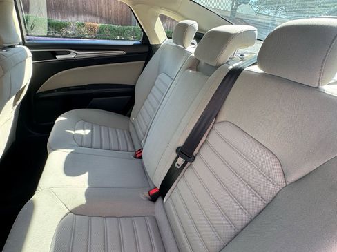 Used 2017 Ford Fusion S image 28