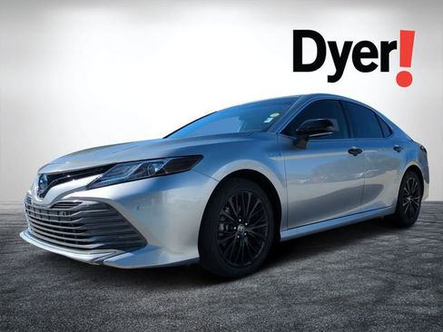 Used 2020 Toyota Camry XLE w/ Driver Assist Package FWD image 8