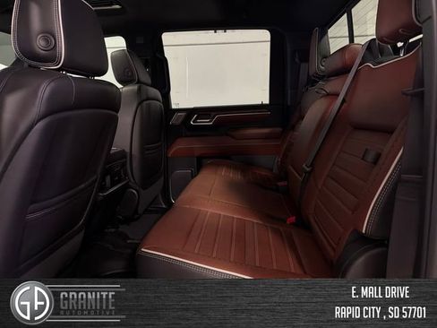 Used 2024 GMC Sierra 2500 Denali Ultimate AWD/4WD image 26