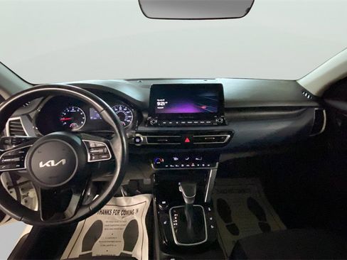 Used 2023 Kia Seltos S w/ Navigation Package image 14