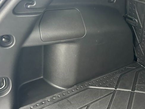 Certified 2022 Chevrolet Equinox RS w/ LPO, Floor Liner Package image 13
