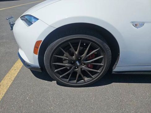 Used 2020 MAZDA MX-5 Miata Club w/ Brembo/BBS Recaro Package RWD image 3