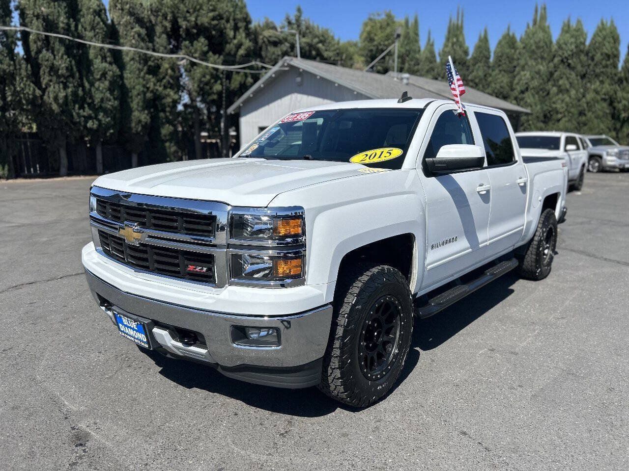 Used 2015 Chevrolet Silverado 1500 LT w/ All Star Edition AWD/4WD image 3