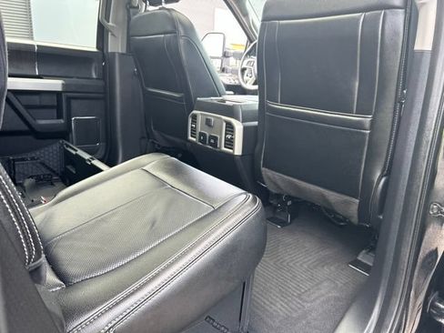 Used 2020 Ford F350 Lariat w/ Lariat Ultimate Package AWD/4WD image 16