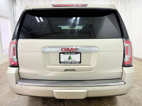 Used 2017 GMC Yukon Denali w/ Open Road Package image 7