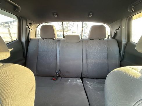 Used 2018 Toyota Tacoma TRD Off-Road image 19