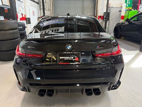 Used 2023 BMW M3 Competition w/ M Carbon Exterior Package image 7