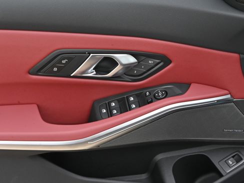 New 2026 BMW 330i xDrive Sedan w/ M Sport Package image 27